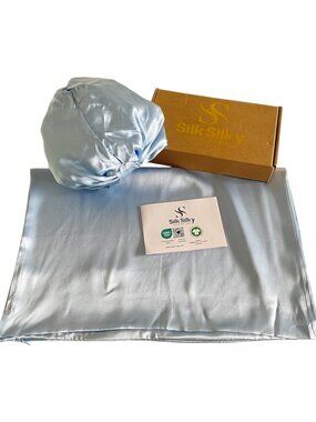 SilkSilky 100% Mulberry Silk Pillowcase & Bonnet Set NWT Ice Blue